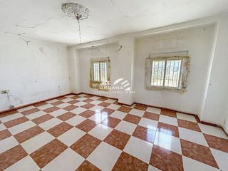 Chalet en venta en Baena