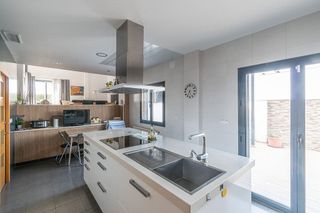 Chalet en venta en Alhendín