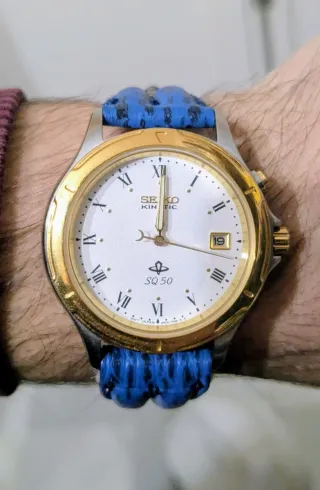 Reloj Seiko Kinetic SQ50 Oro y Azul