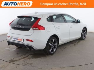 Volvo V40 2.0 T2 R-Design Momentum