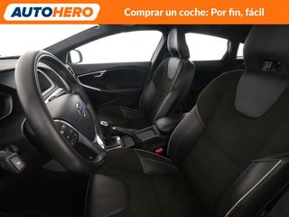 Volvo V40 2.0 T2 R-Design Momentum