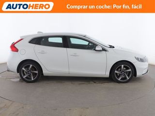 Volvo V40 2.0 T2 R-Design Momentum