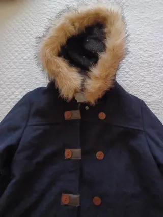 Abrigo niña azul Vertbaudet con capucha