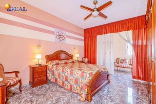 Casa adosada en venta en Loja