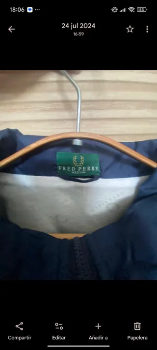 Sudadera Fred Perry azul con cremallera
