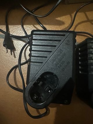 Cargadores Bosch para taladro, se venden en mano,