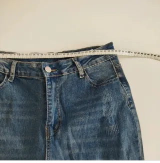 Pantalones vaqueros acampanados azules