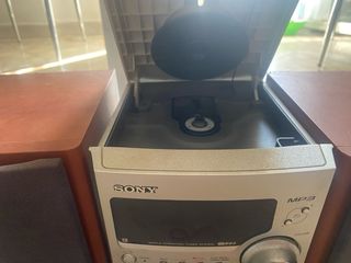 Stereo Sony CMT-NEZ3 CD, Cassette, Radio