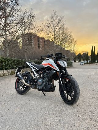 KTM Duke 390