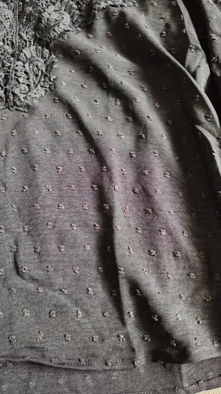 Blusa negra encaje talla M