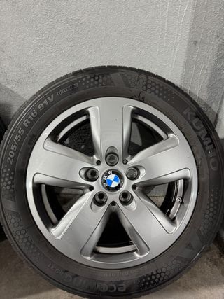 Llantas y gomas BMW F40 16”