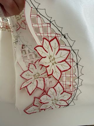 Mantel Navideño Flores Rojas