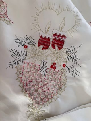 Mantel Navideño Flores Rojas