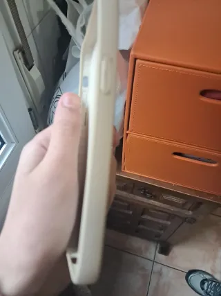 Funda iPhone 12 mini beige con nombre