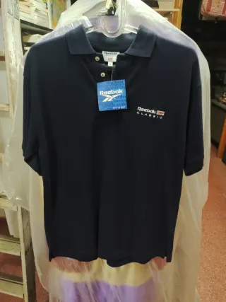 Camisetas de diferentes  marcas Retro años 90.