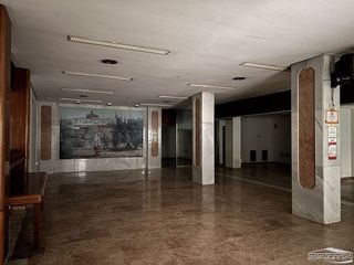 Local comercial en venta en Baena