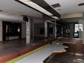 Local comercial en venta en Baena