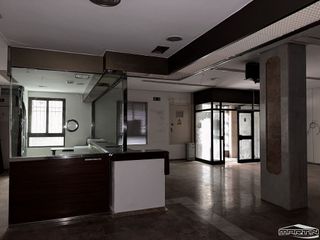 Local comercial en venta en Baena