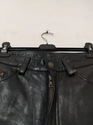 Pantaloni in pelle vita alta taglia S