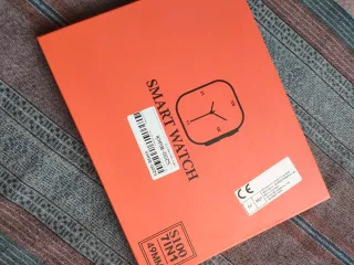 Watch Ultra 49MM con 7 correas