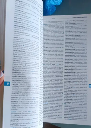 Grande dizionario Hazon di inglese 2.0. Inglese...