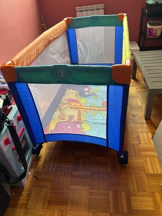 Cuna de viaje infantil y lugar seguro de juego