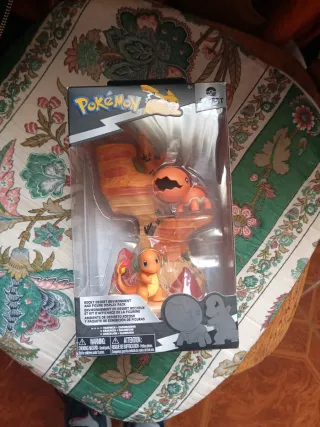 Figura Pokémon Charmander Set Desierto