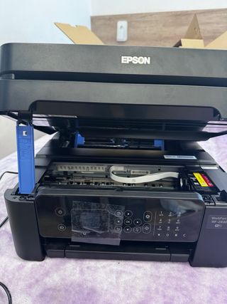 Impresora Epson WorkForce WF-2830 pte reparar