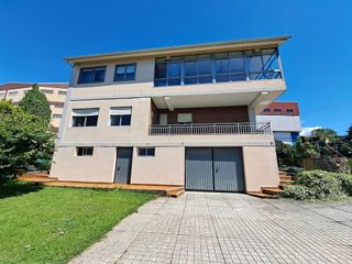 Chalet en venta en Lavadores en Vigo