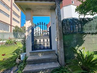 Chalet en venta en Lavadores en Vigo