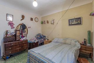 Chalet en venta en Guadix