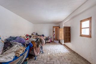 Chalet en venta en Guadix