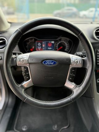 Ford Mondeo 2012