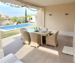 Conjunto comedor exterior