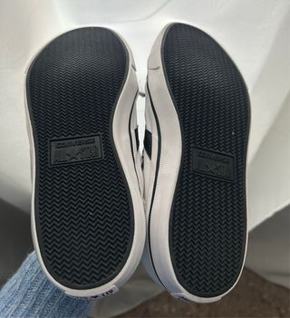 Zapatillas Converse Blancas y Negras