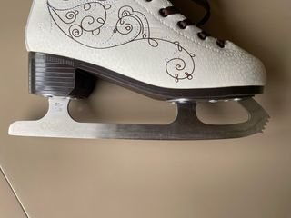 Patines de hielo nuevos para niña talla 36