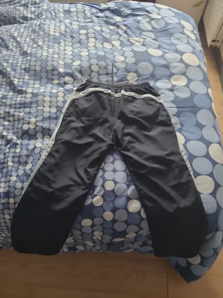 Pantalón chándal Adidas Talla M azul oscuro