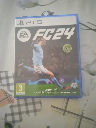 Lote Juegos PS5 FIFA 23 y FC 24