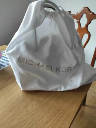 Bolso Michael Kors Satchel Carmen Blanco