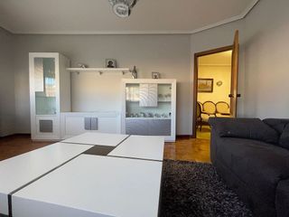 Piso en venta en Fabero