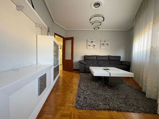 Piso en venta en Fabero