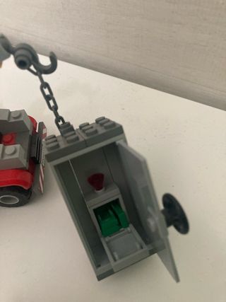 Lego 60137 City- moto roja y planta con oro REGALO