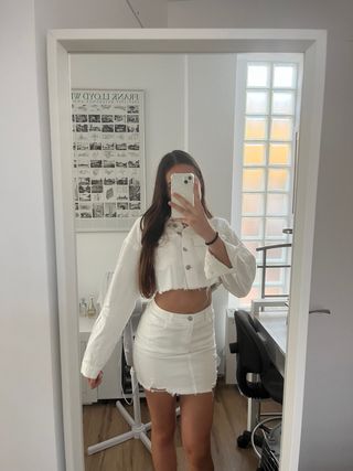 Chaqueta vaquera corta blanca