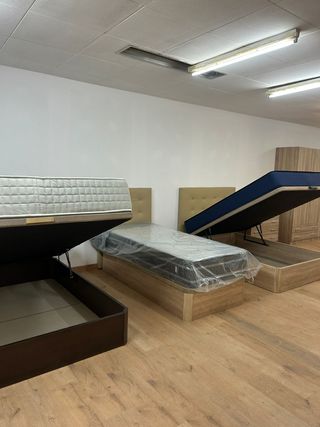 Colchón y canape abatible