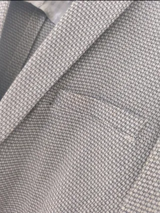 Americana Zara espiga con coderas nueva.