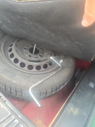 Llanta BMW E46 Neumático 90% 4ud mas repuesto 5