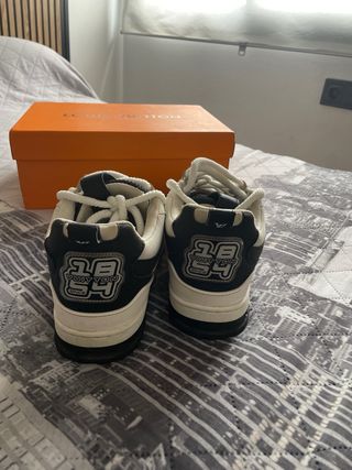 Zapato Louis Vuitton skate talla 45