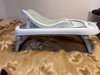 Bañera portátil para bebé sin usar