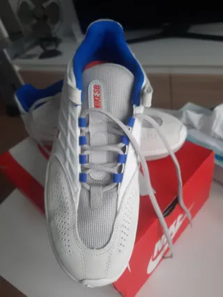 Nike SB Zapatillas Blancas y Azules