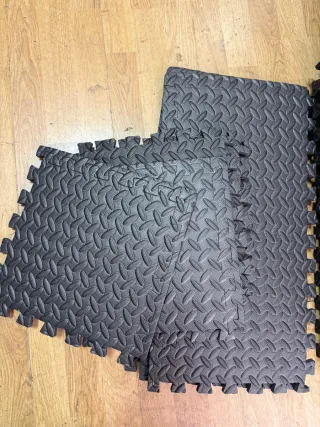 50 losetas suelo gimnasio 30x30x1cm